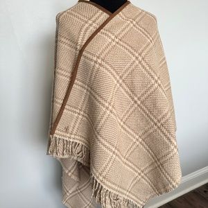 Lauren Ralph Lauren Plaid Poncho in Camel & Tan - 100% Lambs Woll w/ Suede